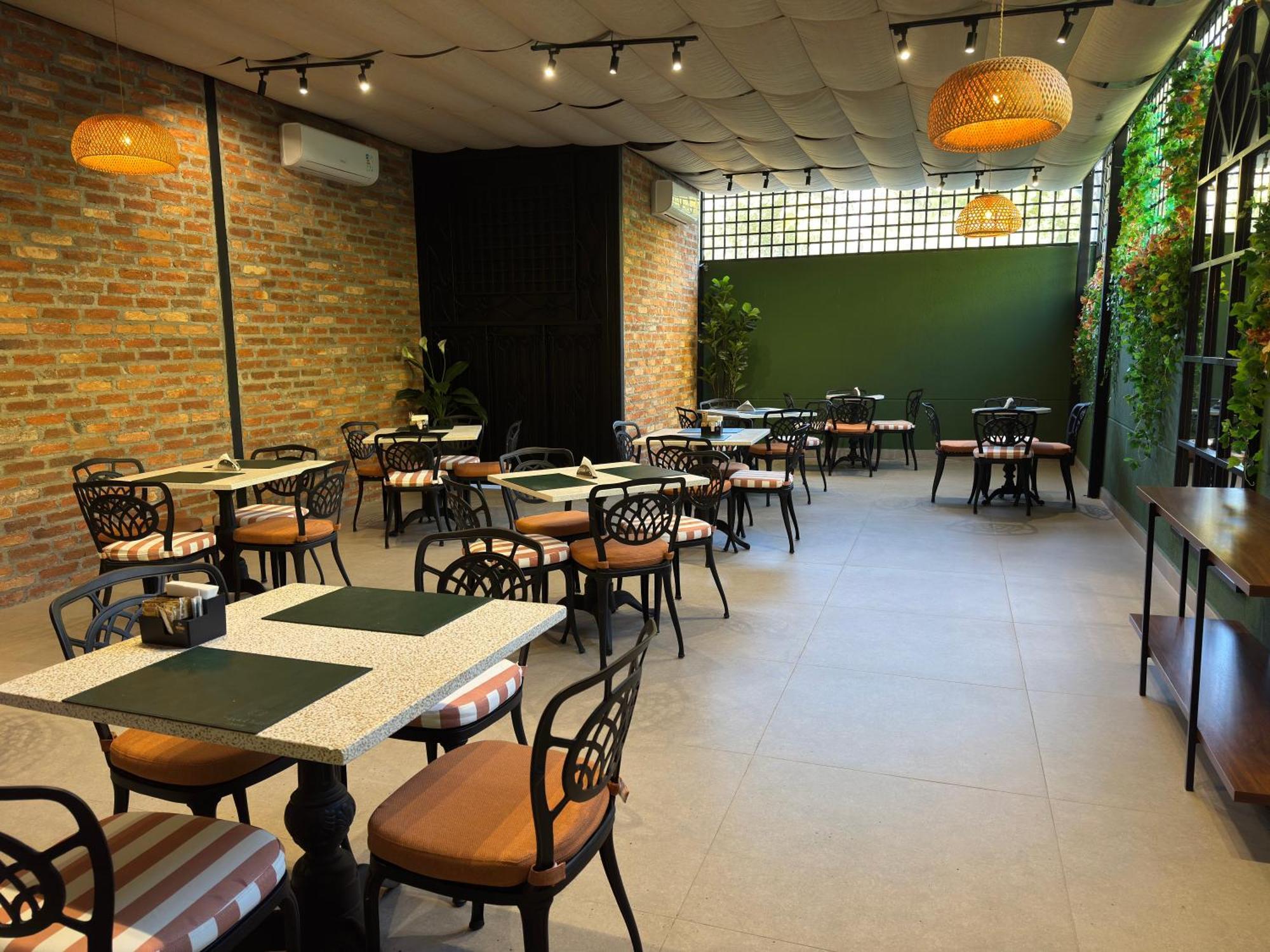Graal Inn ไมริโปรัง ภายนอก รูปภาพ